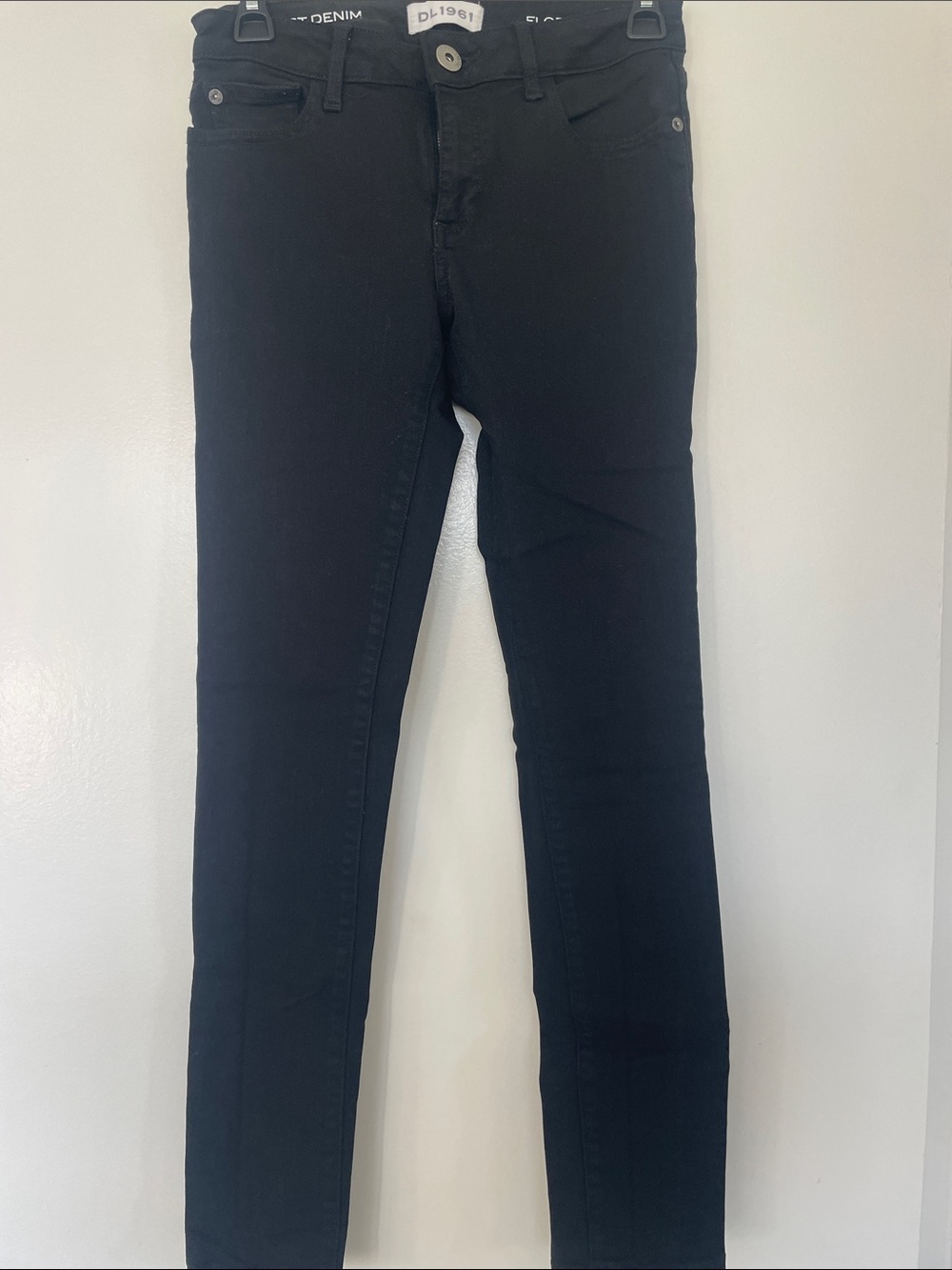 DL1961 Florence Skinny Jeans in Black